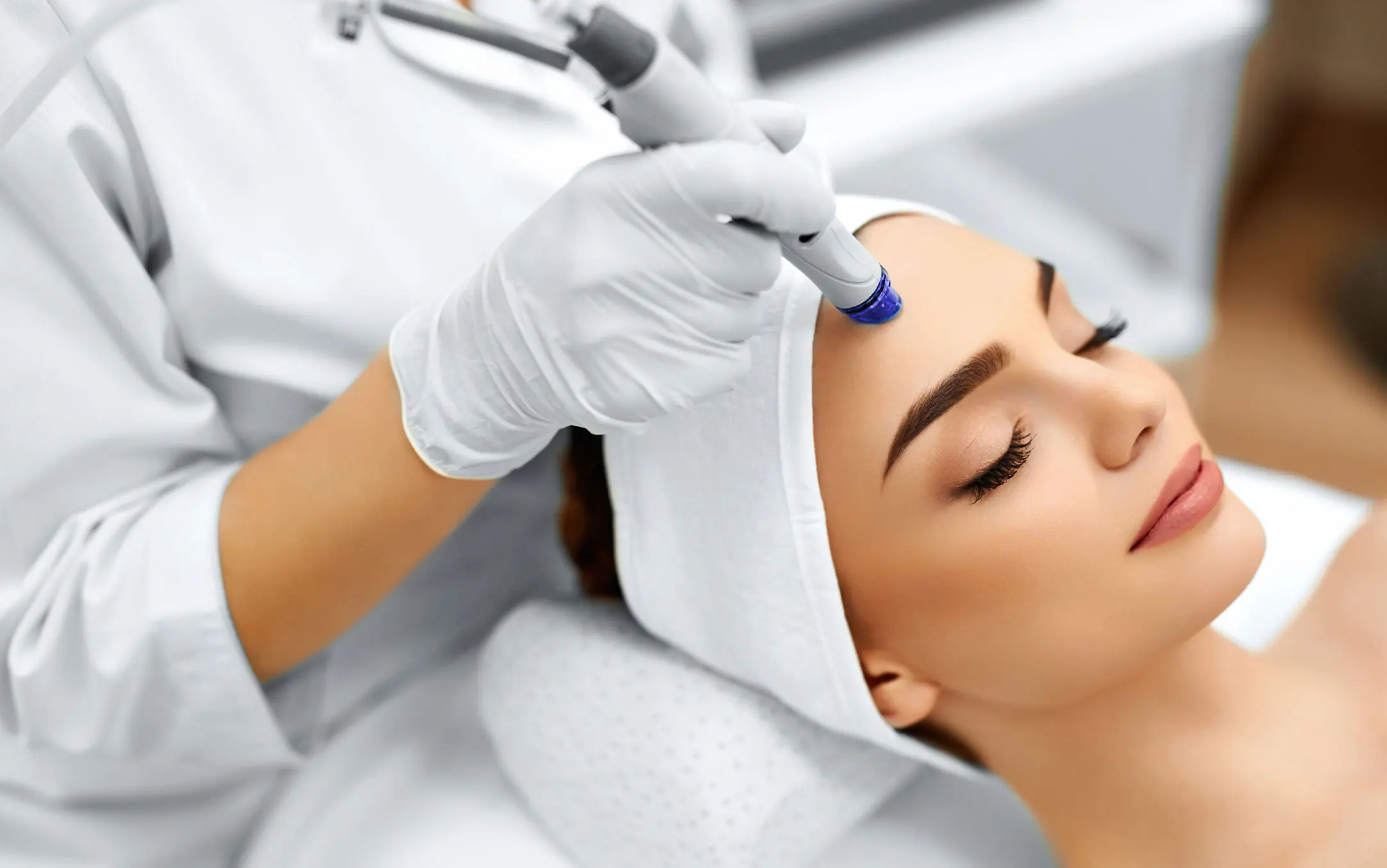 What Is Collagen Lift Therapy and How Can It Help Ageing, Loose Skin Christchurch?